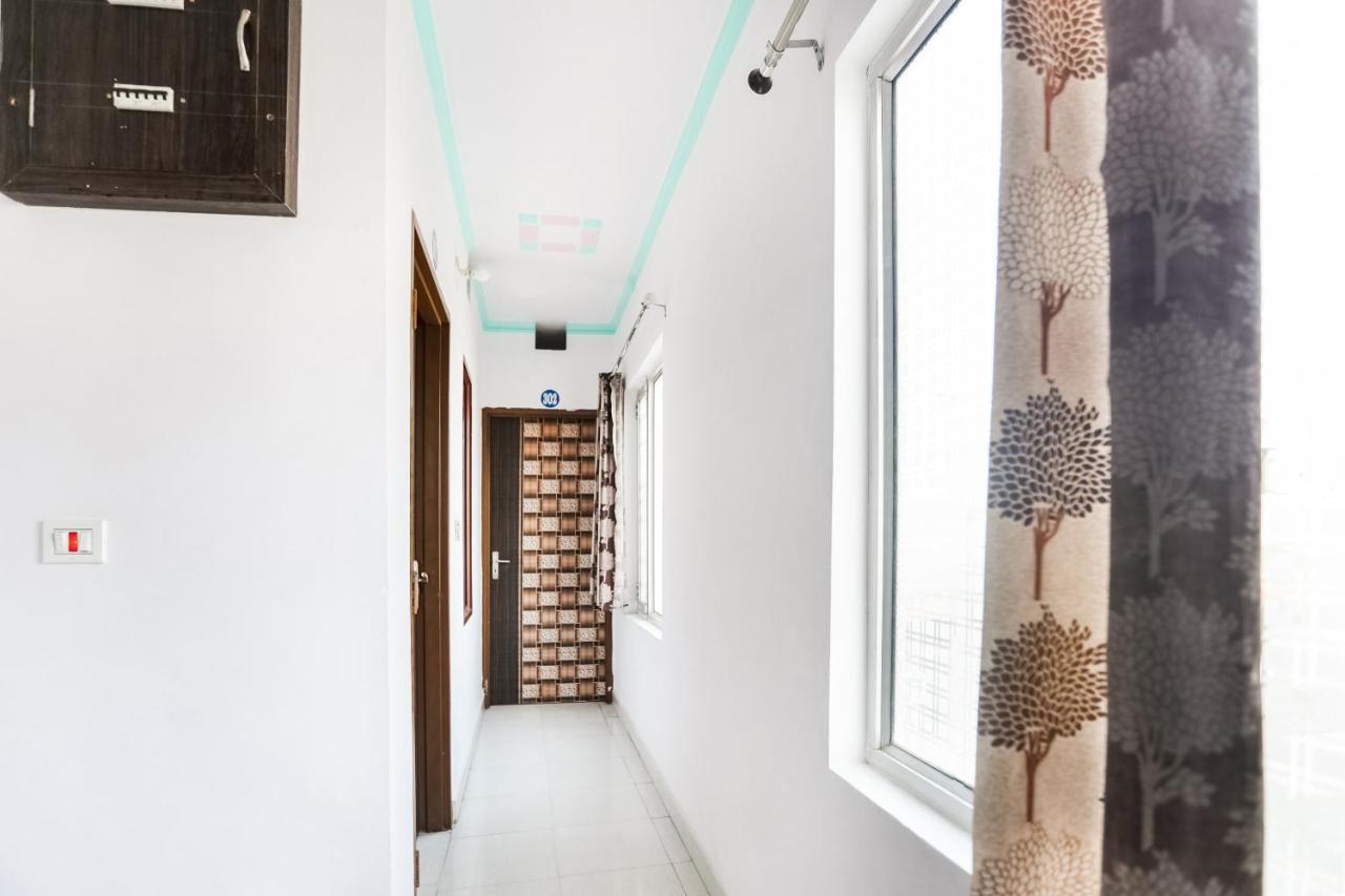 Oyo 69534 Hotel Nanda Tower Hanumangarh Ngoại thất bức ảnh