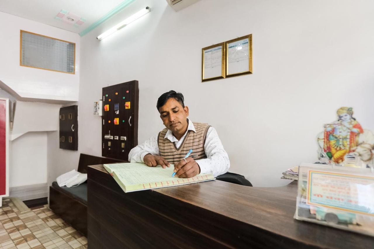 Oyo 69534 Hotel Nanda Tower Hanumangarh Ngoại thất bức ảnh